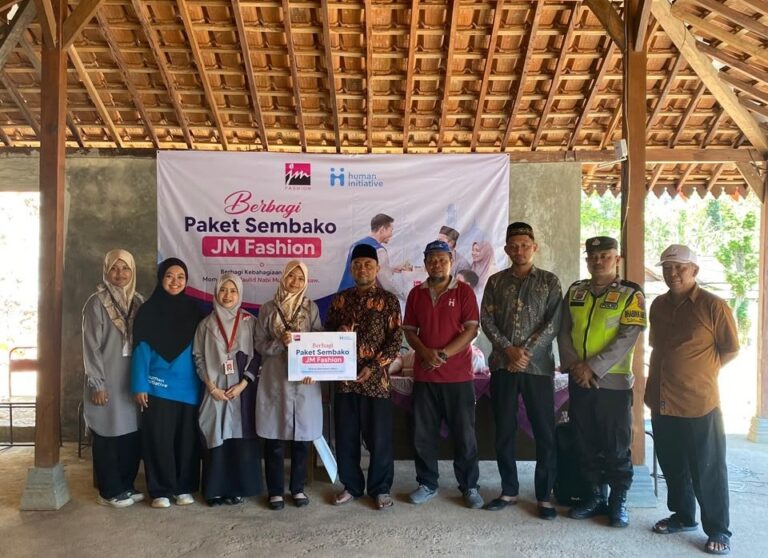 Momentum Maulid Nabi, JM Fashion & Human Initiative Salurkan Sembako di Gunungkidul